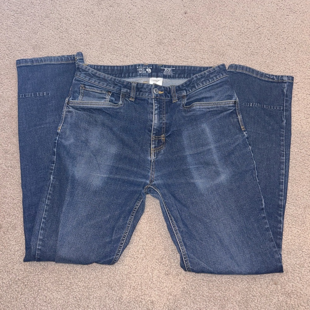 Mountain Hardwear Men's Straight Jeans in Faded Blue 31x32